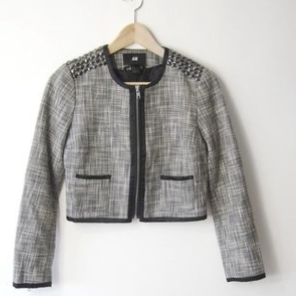 H&M Tweed Cropped Blazer with Embellished Shoulder Detail - Picture 2 of 11